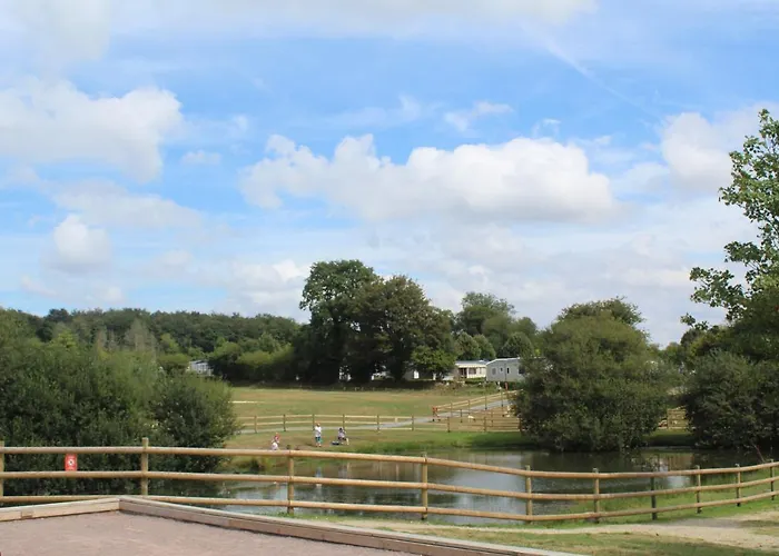 La Nature En Famille אתר קמפינג